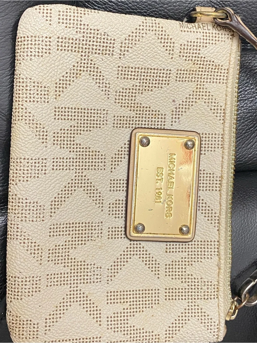 Michael Kors Wristlet